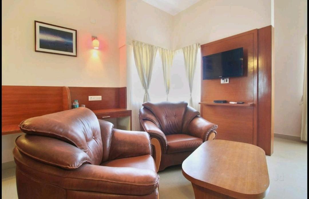 מייזור Hotel Stay By The Way מראה חיצוני תמונה