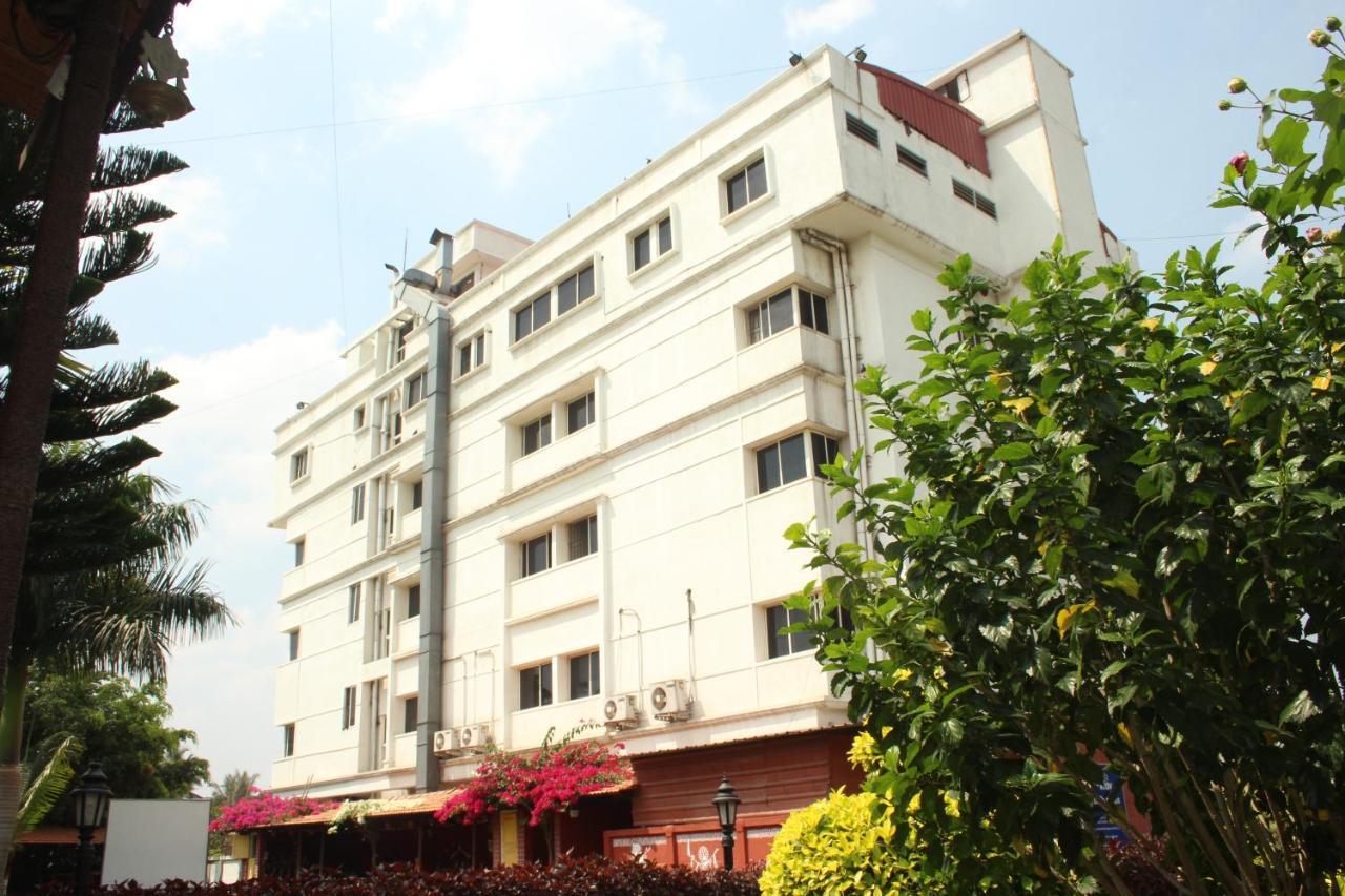 מייזור Hotel Stay By The Way מראה חיצוני תמונה